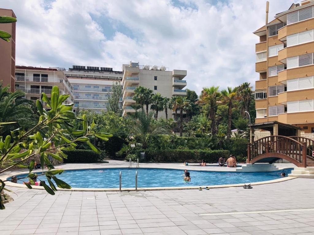 Apartamento Centrico Con Piscina Salou Kültér fotó